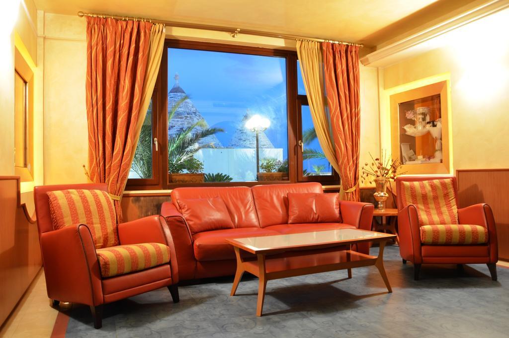 Hotel Residence Il Gabbiano Ciro Marina Exterior photo
