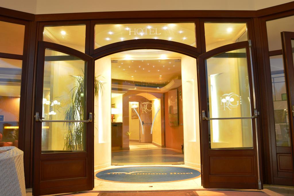 Hotel Residence Il Gabbiano Ciro Marina Exterior photo
